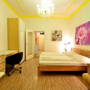 Ajo Messe - Contactless Check In Hotel apartamentowy