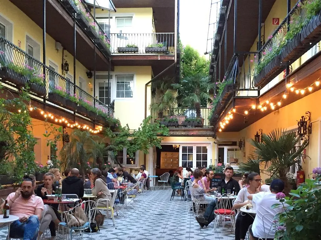 Hotel Am Brillantengrund Wiedeń