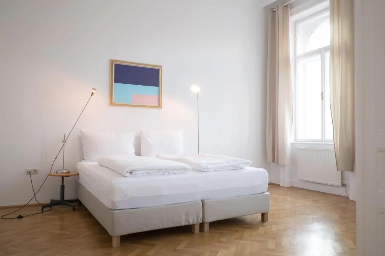 Hotel Am Brillantengrund Wiedeń