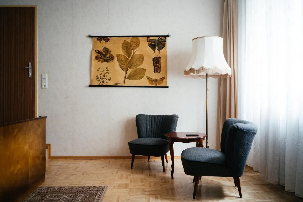 Hotel Am Brillantengrund Vienna